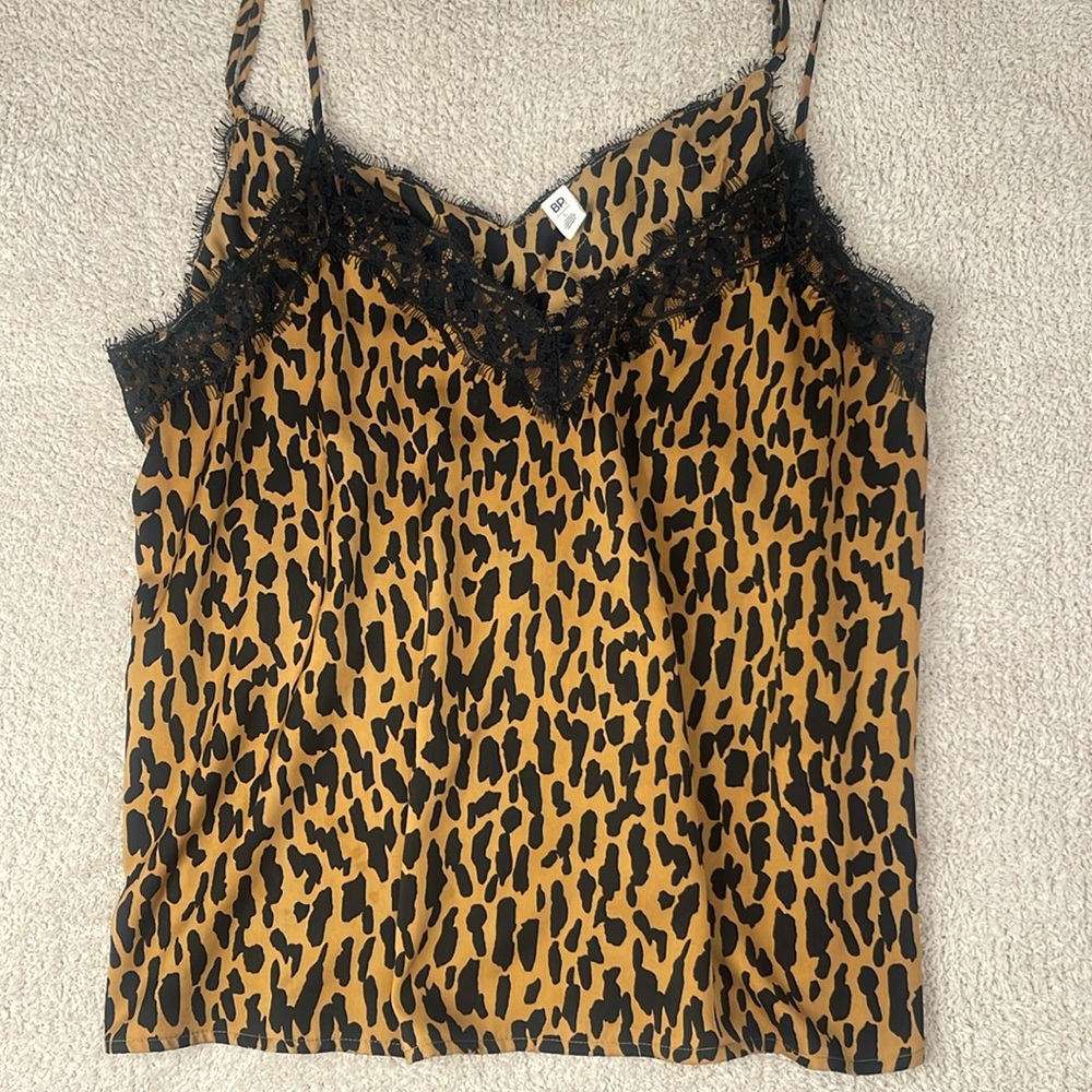 BP Leopard Print Camisole with Lace Trim Size Large